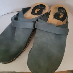 SWEDISH DESIGN CLOGS VOLLSJO SUEDE LEATHER WOODEN SIZE 40 Slip onWooden Sole